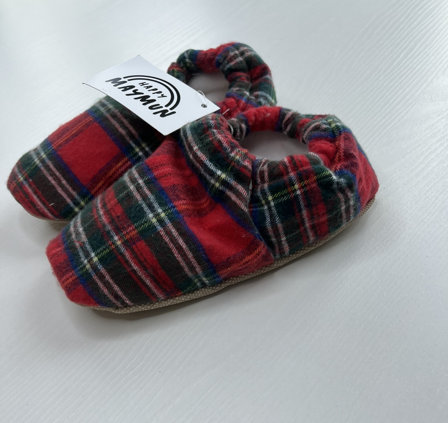 Scarpine per bambini in tessuto a quadri stile scozzese con motivo a stelle bianche, marchio Happy Maymun.